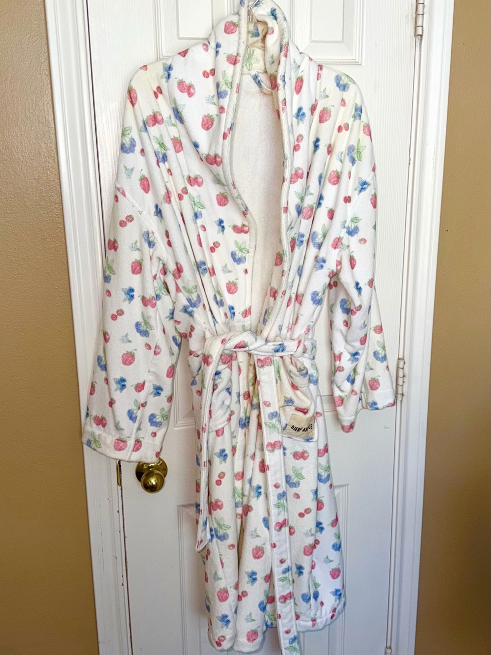 Djerf Avenue Summer Berries Robe